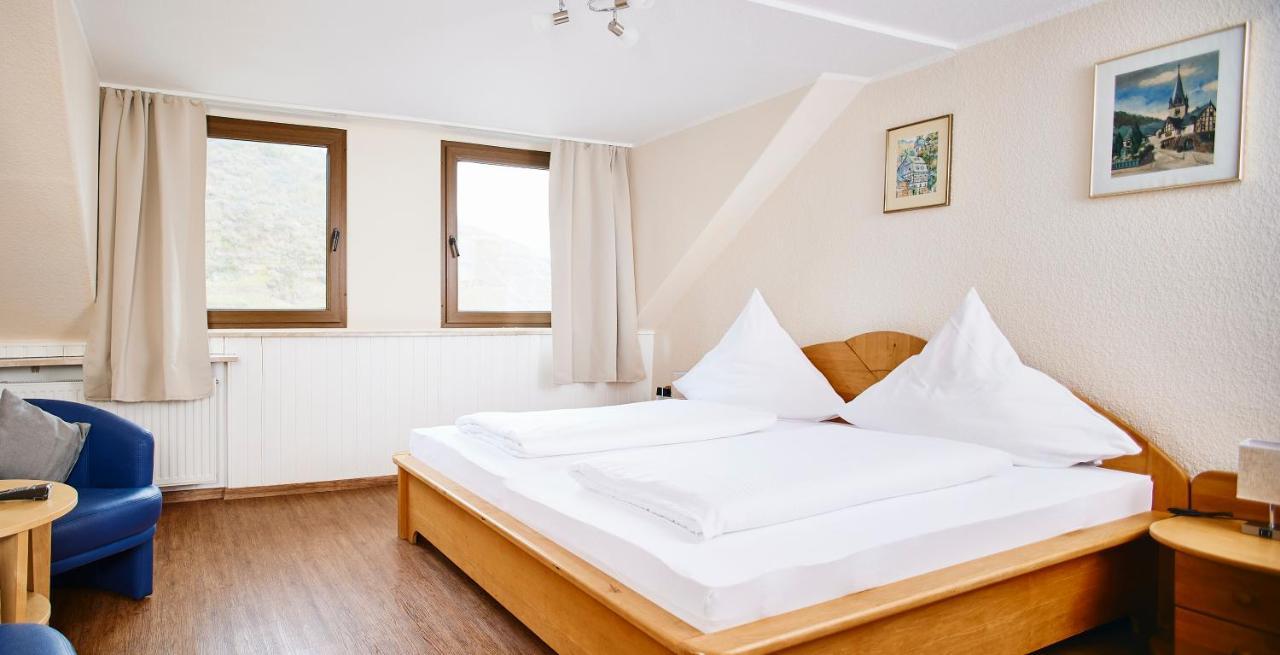 Weinhaus Lenz Hotell Briedern Eksteriør bilde