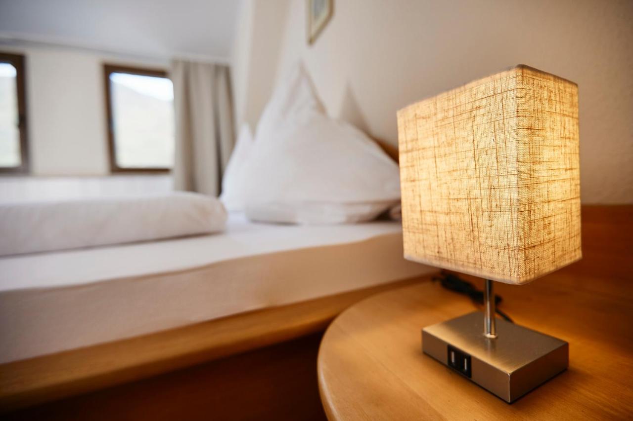 Weinhaus Lenz Hotell Briedern Eksteriør bilde